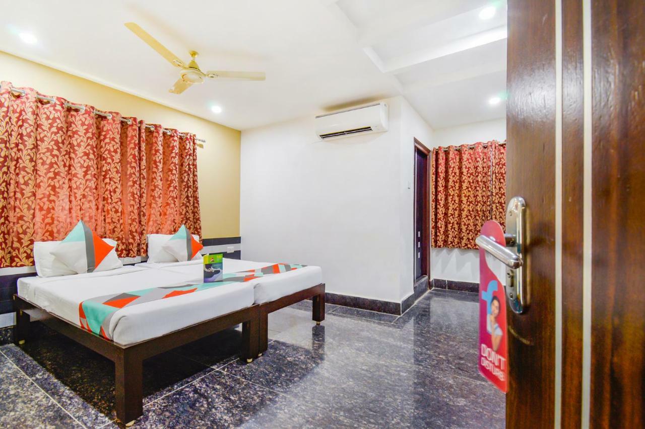 היידראבד Fabexpress Gokul Guest House Ameerpet מראה חיצוני תמונה